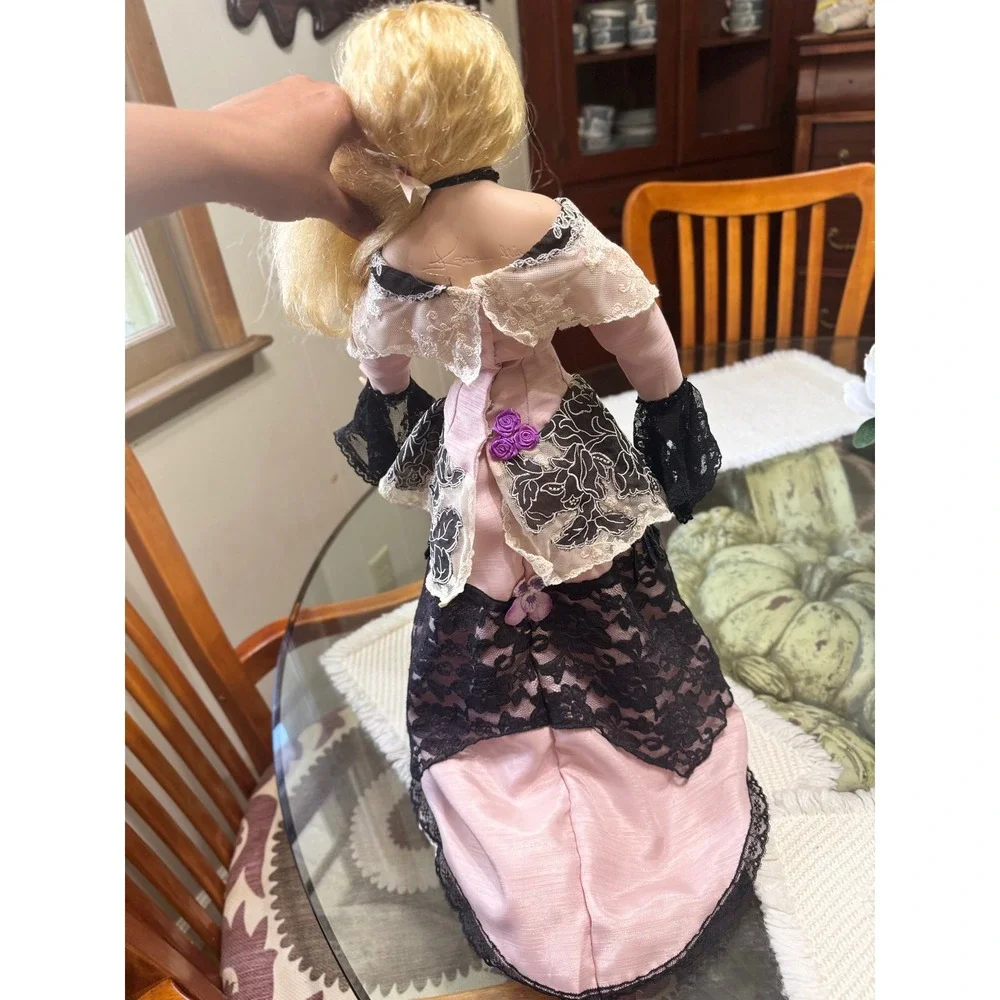 Katherine Liu AEL Porcelain Doll 23